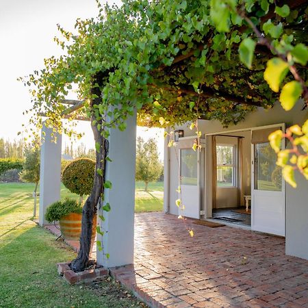 Saronsberg Vineyard Cottages Тульбах Экстерьер фото