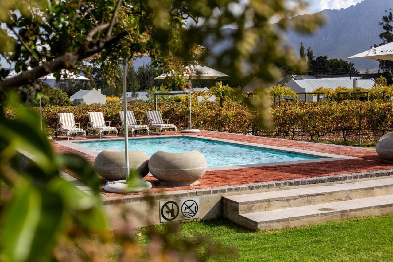 Saronsberg Vineyard Cottages Тульбах Экстерьер фото