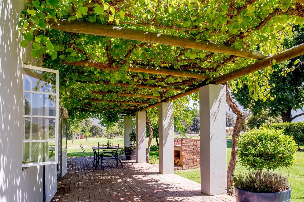 Saronsberg Vineyard Cottages Тульбах Экстерьер фото